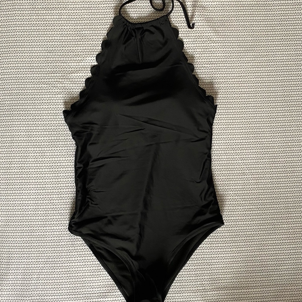 MARINAVIDA 1-piece Swimsuit. Color-Black. Size-XS. Code-C0014